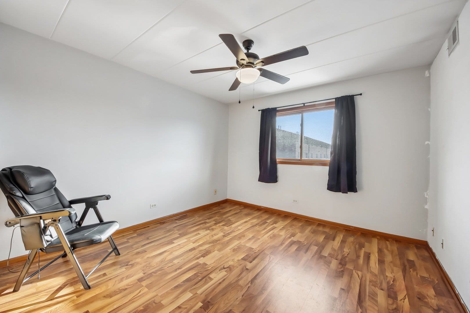 11003 Stony Creek Drive, #2A, Palos Hills, IL 60465 11003 Stony Creek Drive, #2A, Palos Hills, IL 60465
