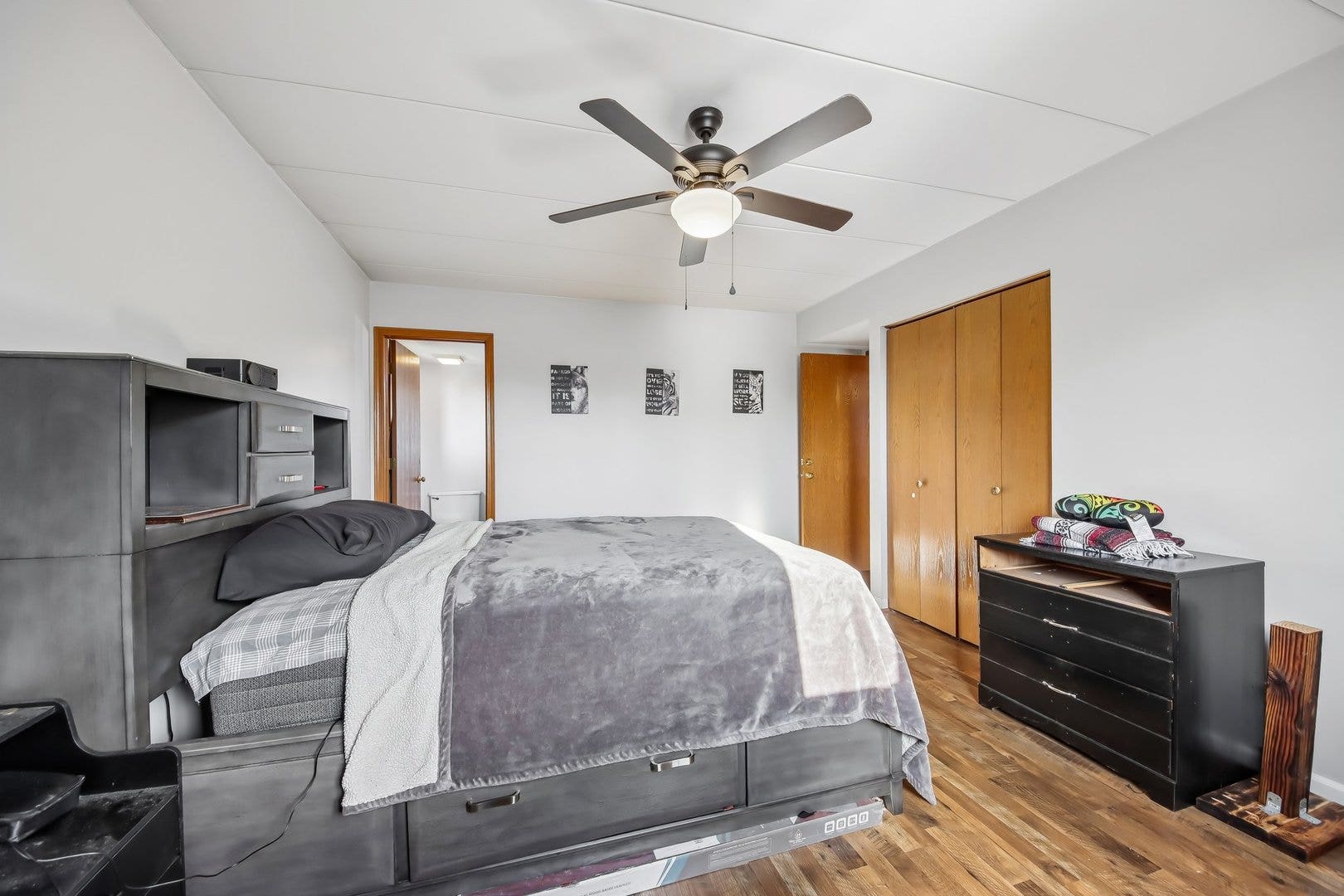 11003 Stony Creek Drive, #2A, Palos Hills, IL 60465 11003 Stony Creek Drive, #2A, Palos Hills, IL 60465