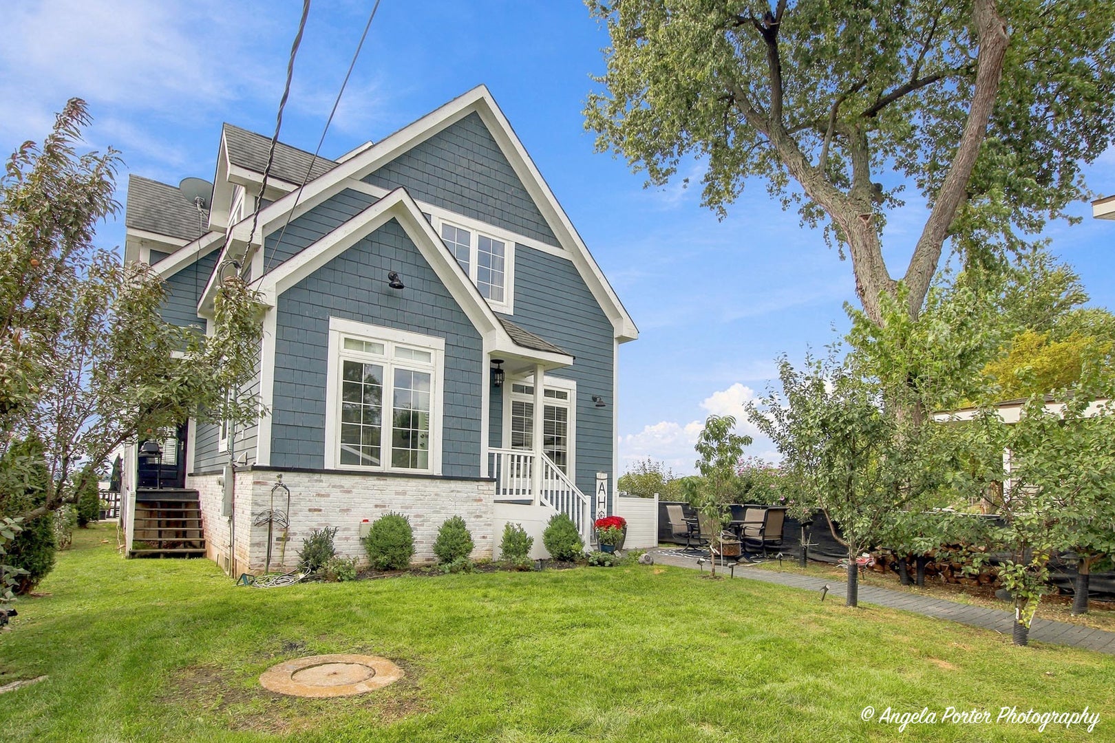 26089 W Calhoun Avenue, Antioch, IL 60002