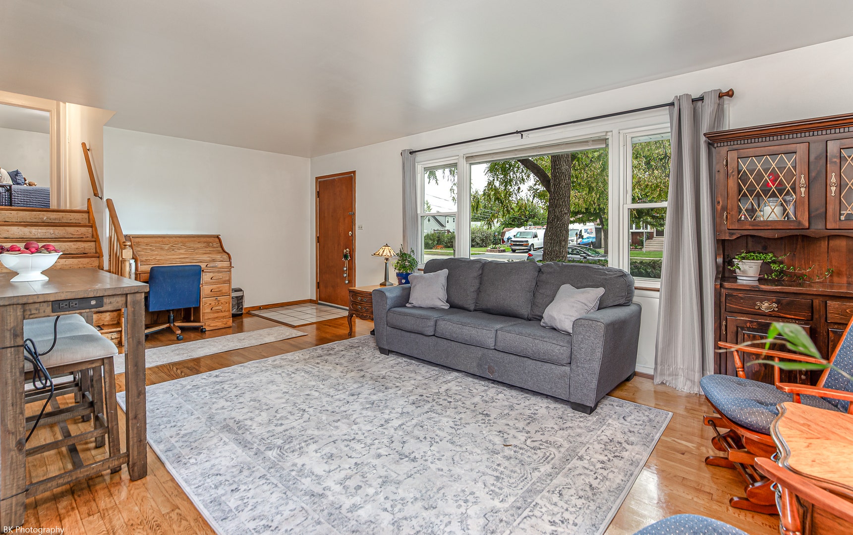 5443 W 83 Place, Burbank, IL 60459 5443 W 83 Place, Burbank, IL 60459