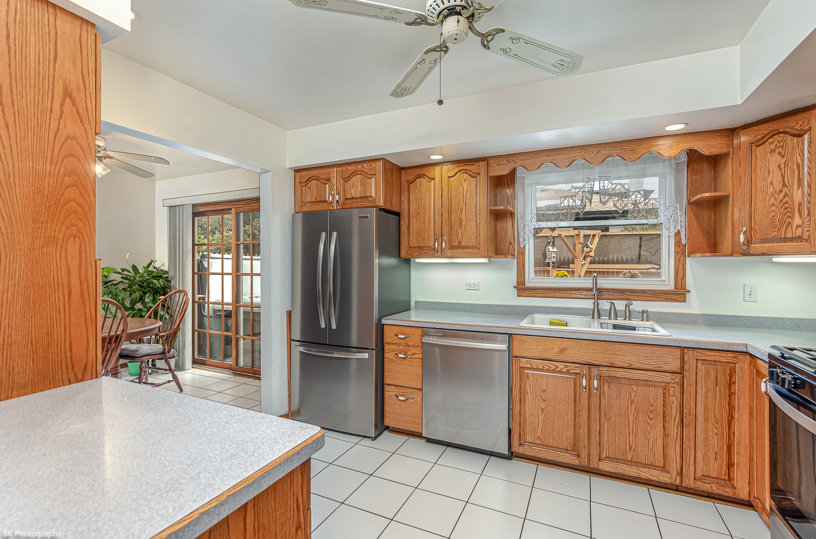 5443 W 83 Place, Burbank, IL 60459 5443 W 83 Place, Burbank, IL 60459