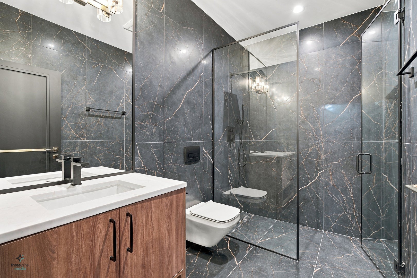 425 Forest Edge Drive, Glencoe, IL 60022 425 Forest Edge Drive, Glencoe, IL 60022