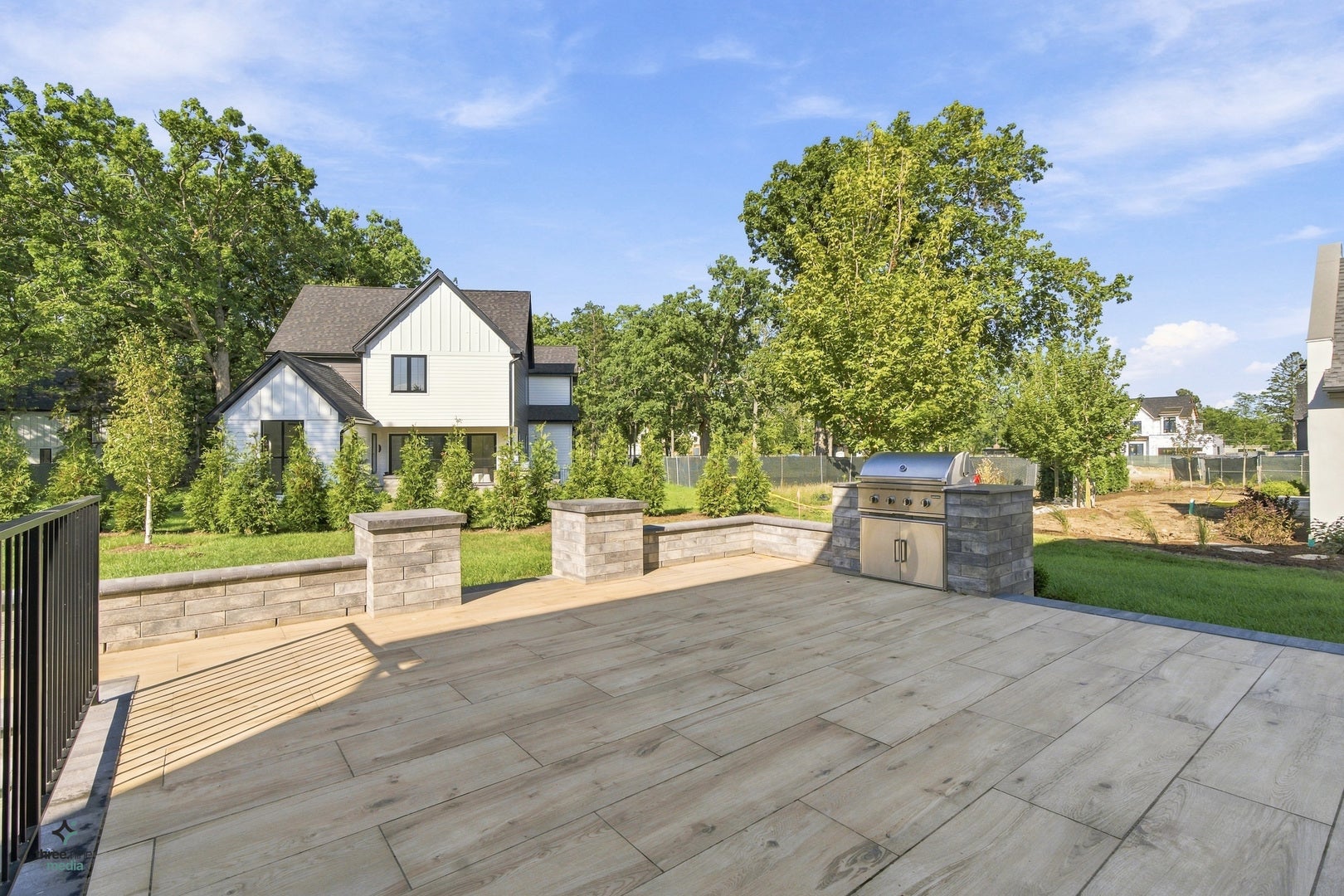 425 Forest Edge Drive, Glencoe, IL 60022 425 Forest Edge Drive, Glencoe, IL 60022