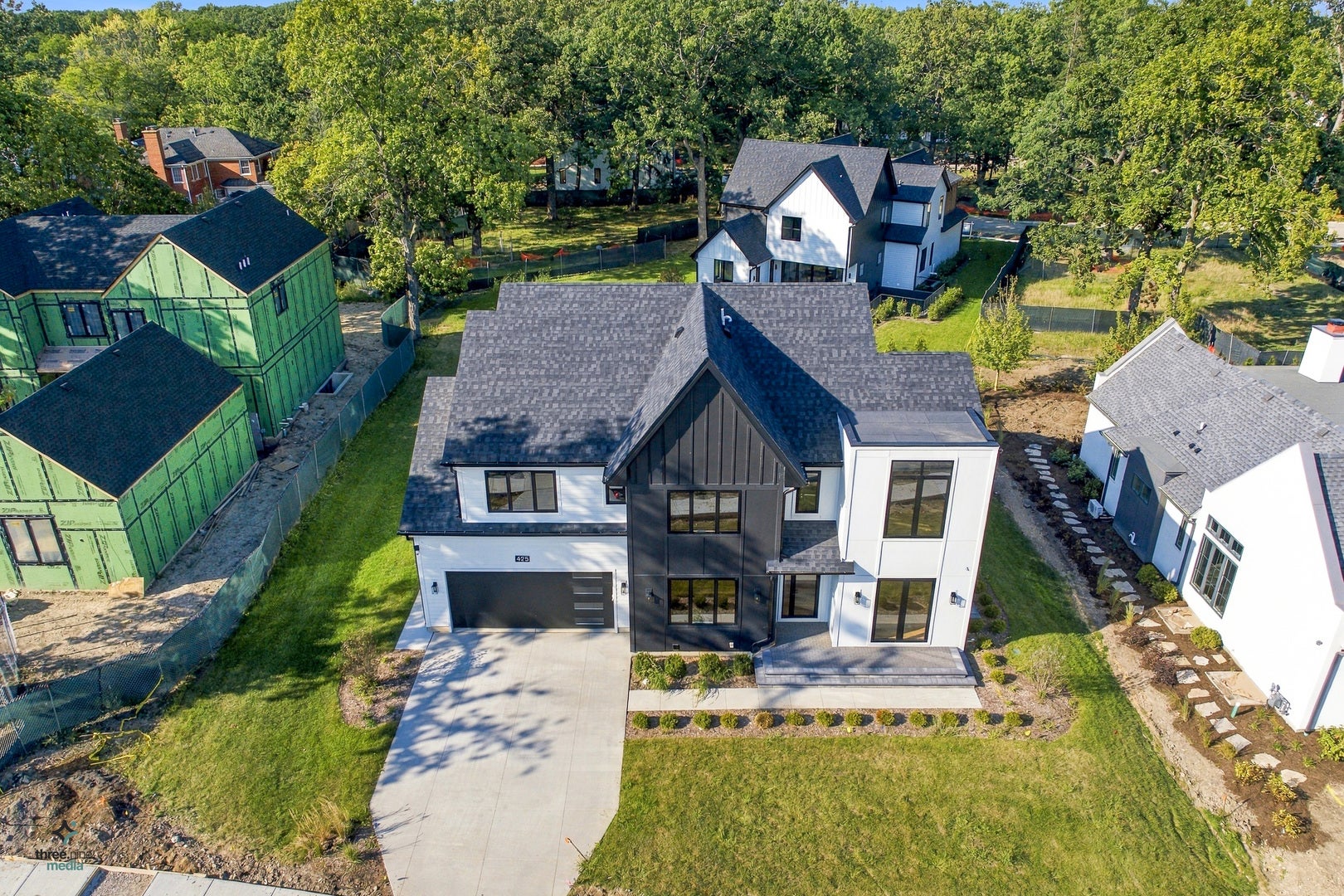 425 Forest Edge Drive, Glencoe, IL 60022 425 Forest Edge Drive, Glencoe, IL 60022