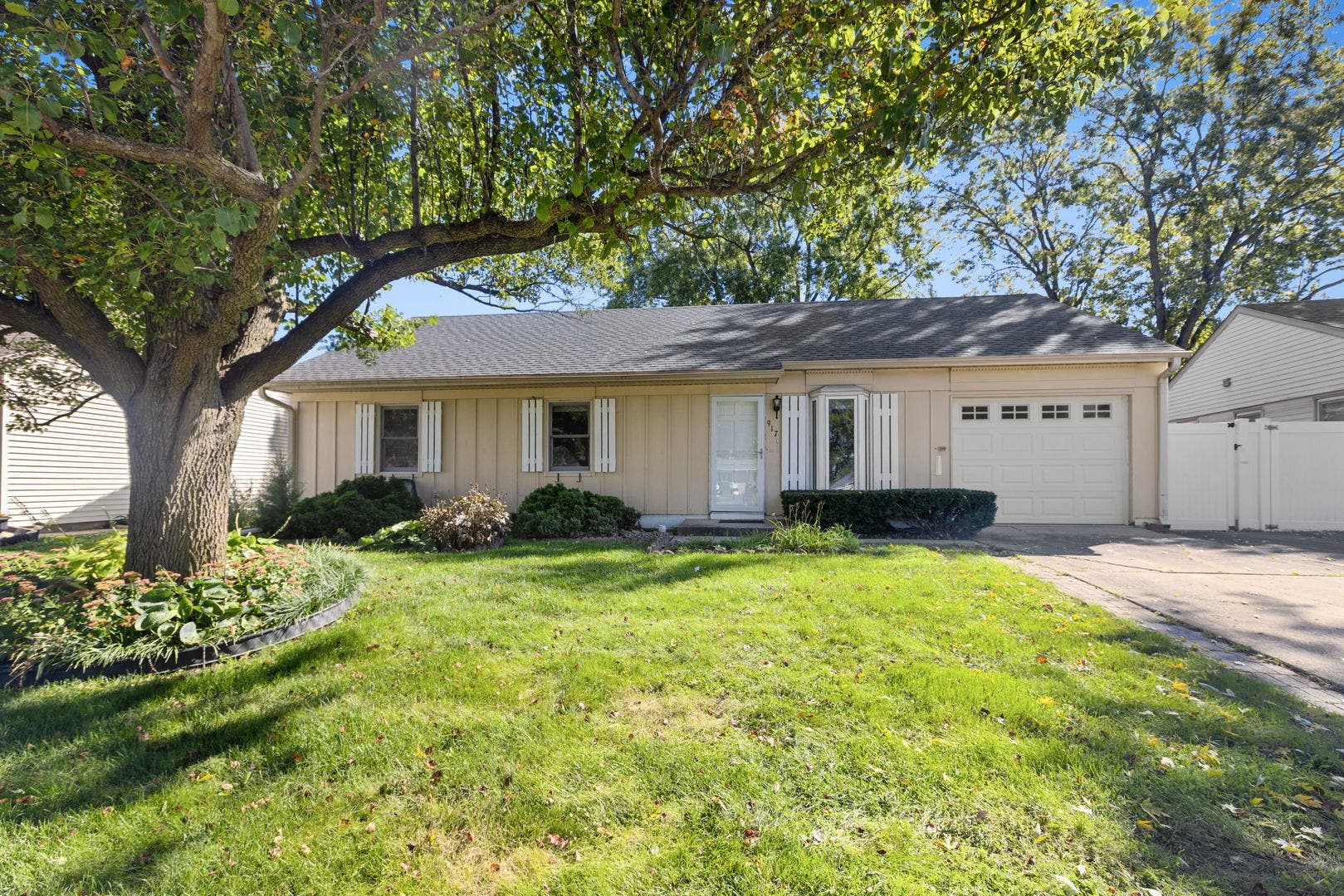 917 Sunnydale Boulevard, Streamwood, IL 60107 917 Sunnydale Boulevard, Streamwood, IL 60107