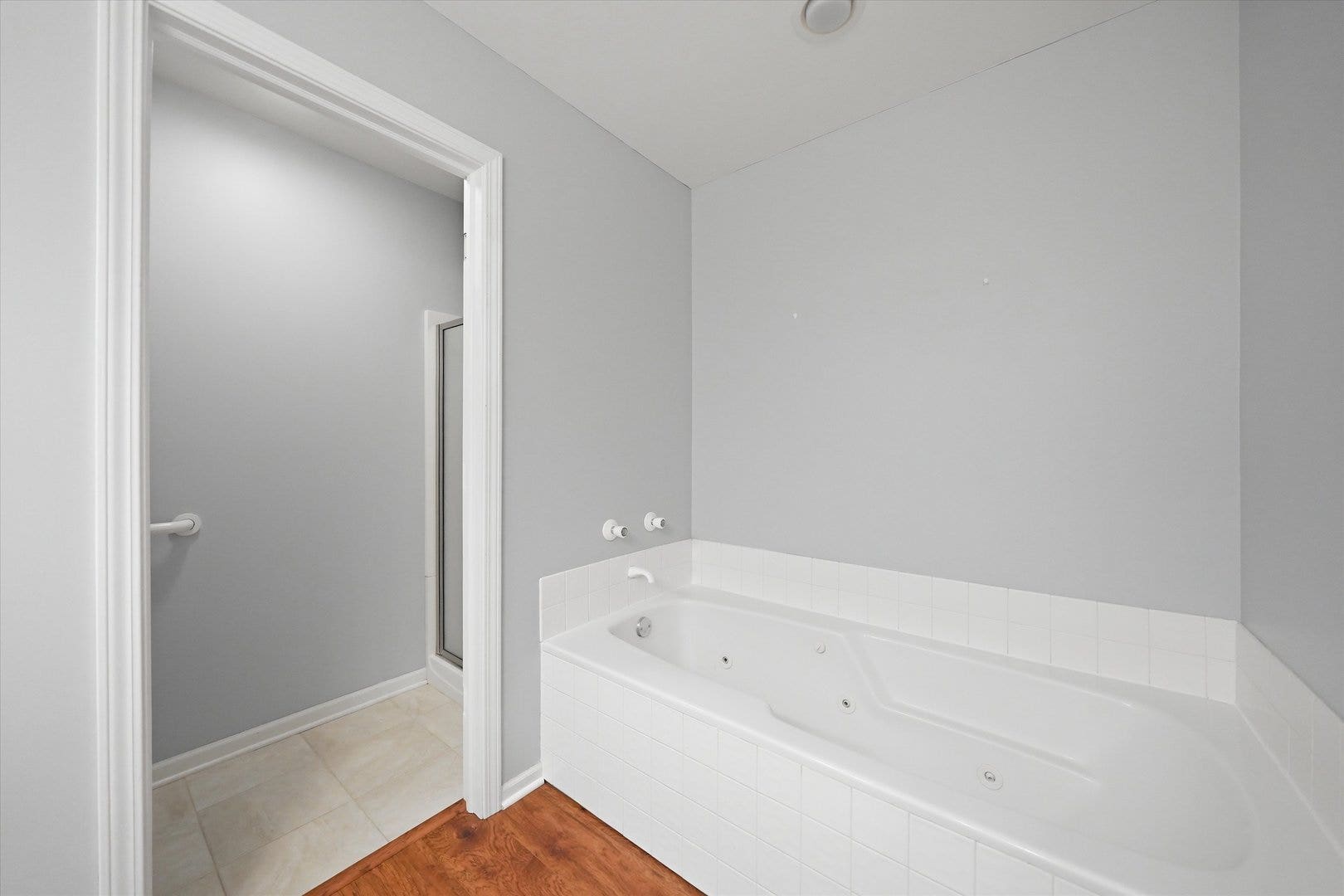 14303 Crystal Tree Drive, Orland Park, IL 60462 14303 Crystal Tree Drive, Orland Park, IL 60462