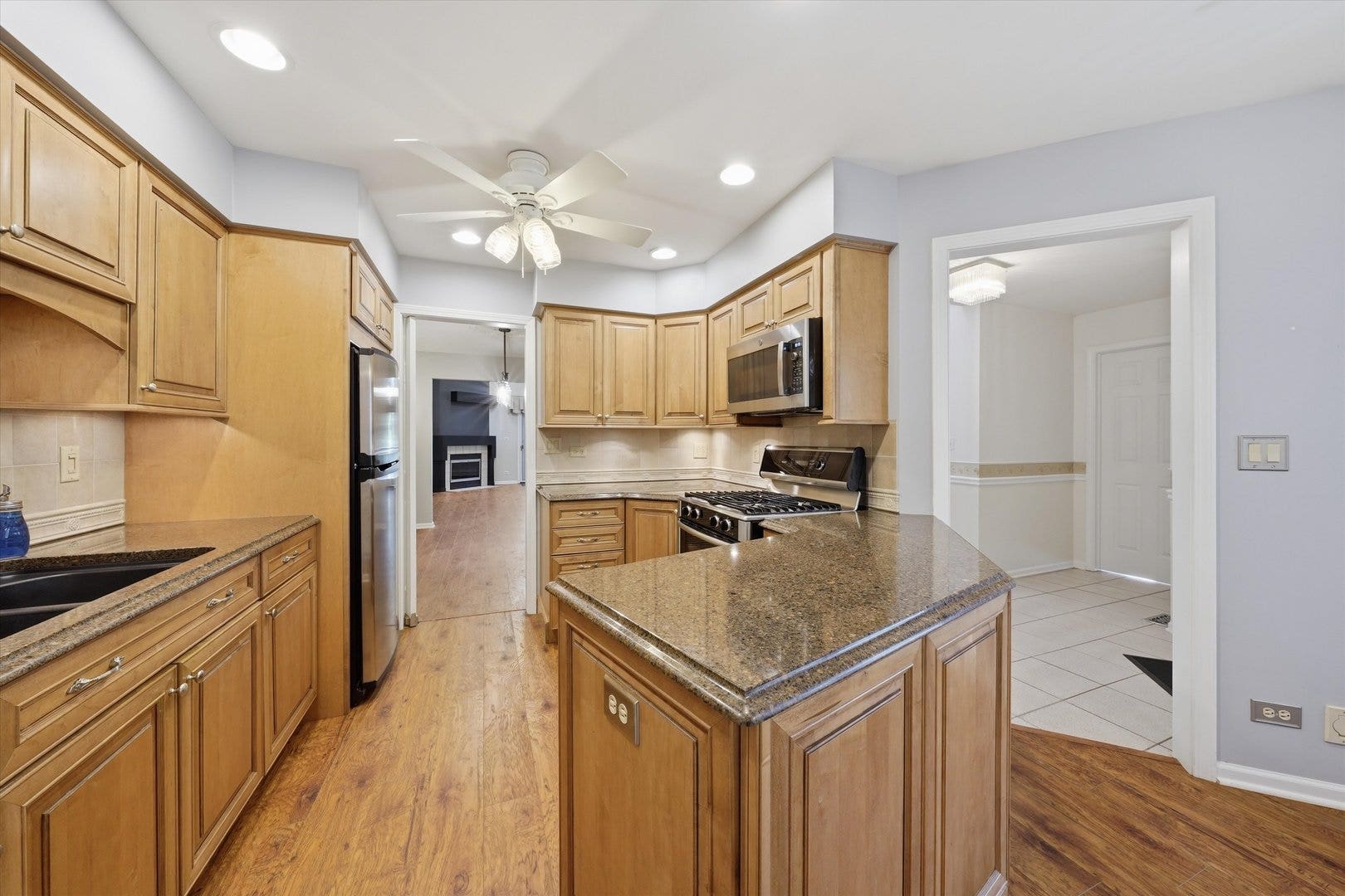 14303 Crystal Tree Drive, Orland Park, IL 60462 14303 Crystal Tree Drive, Orland Park, IL 60462