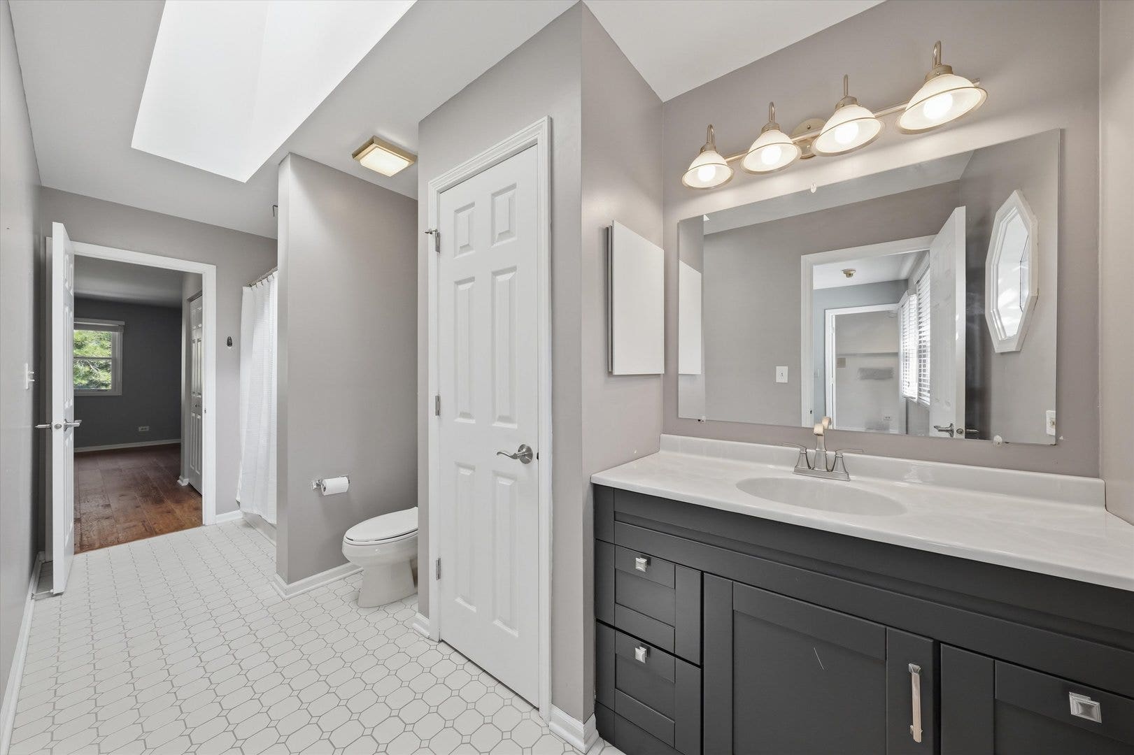 14303 Crystal Tree Drive, Orland Park, IL 60462 14303 Crystal Tree Drive, Orland Park, IL 60462
