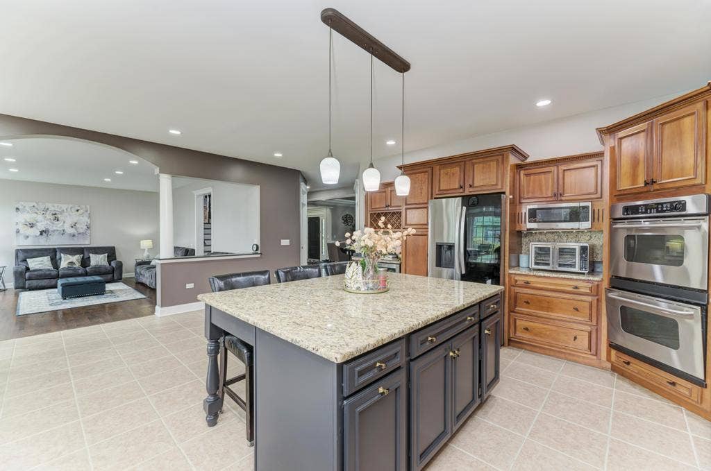 1190 Washington Street, Bolingbrook, IL 60490