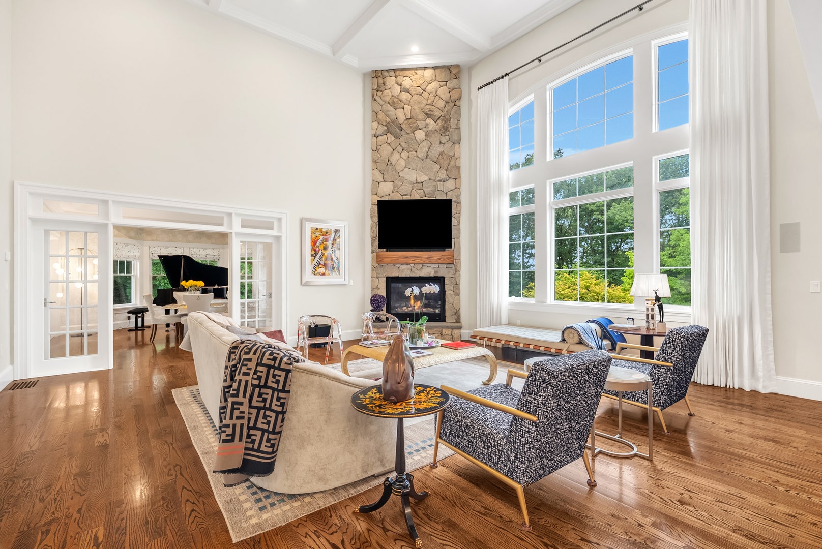 25 Holly Circle, Weston, MA 02493