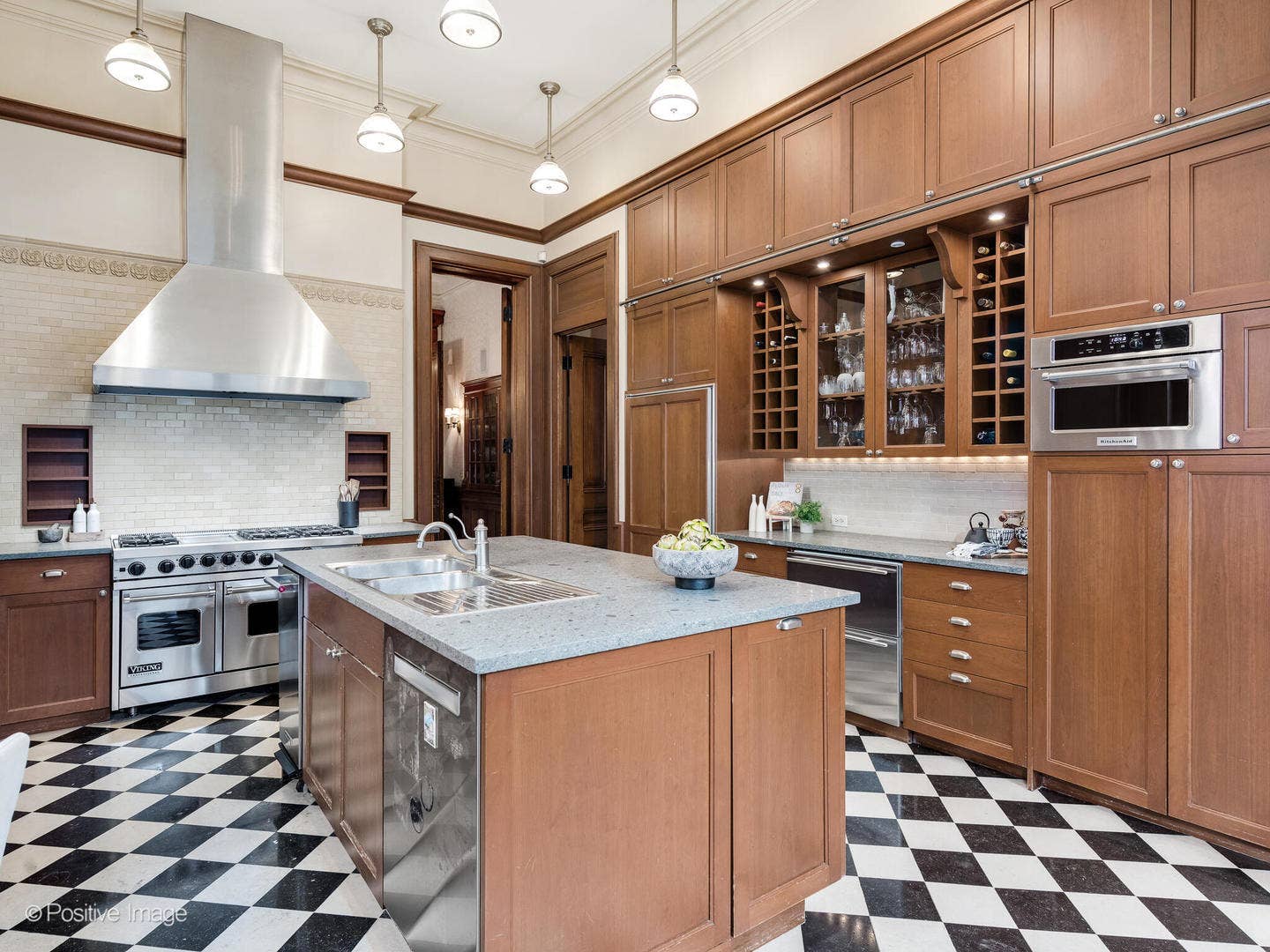 1454 N Dearborn Street, Chicago, IL 60610