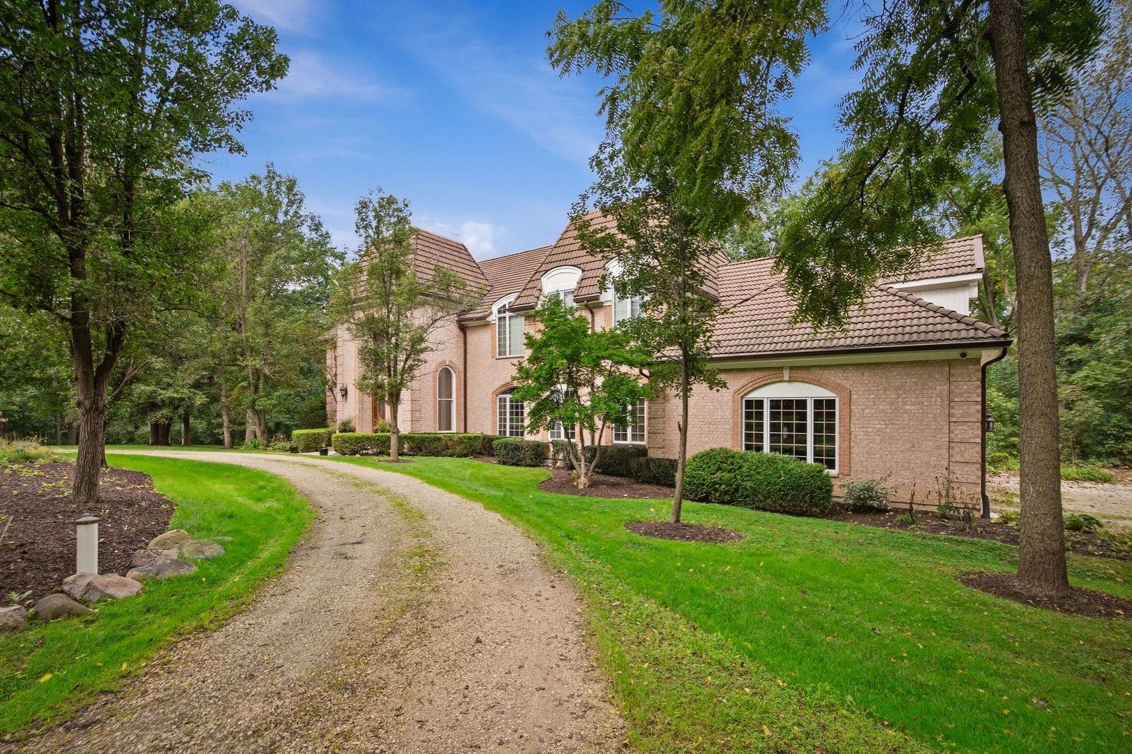 3213 Westover Lane, Long Grove, IL 60047