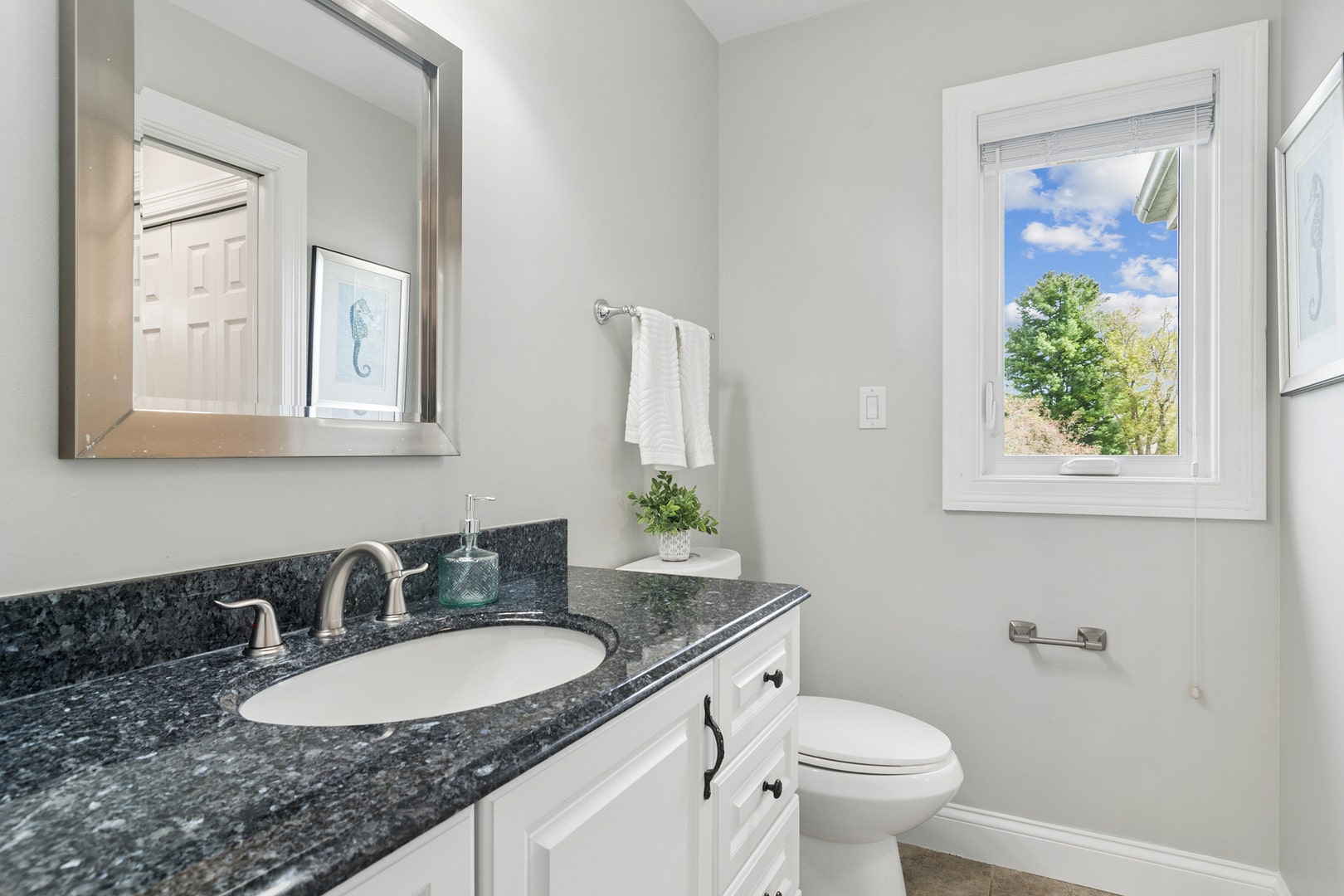 21680 Cambridge Drive, Kildeer, IL 60047 21680 Cambridge Drive, Kildeer, IL 60047