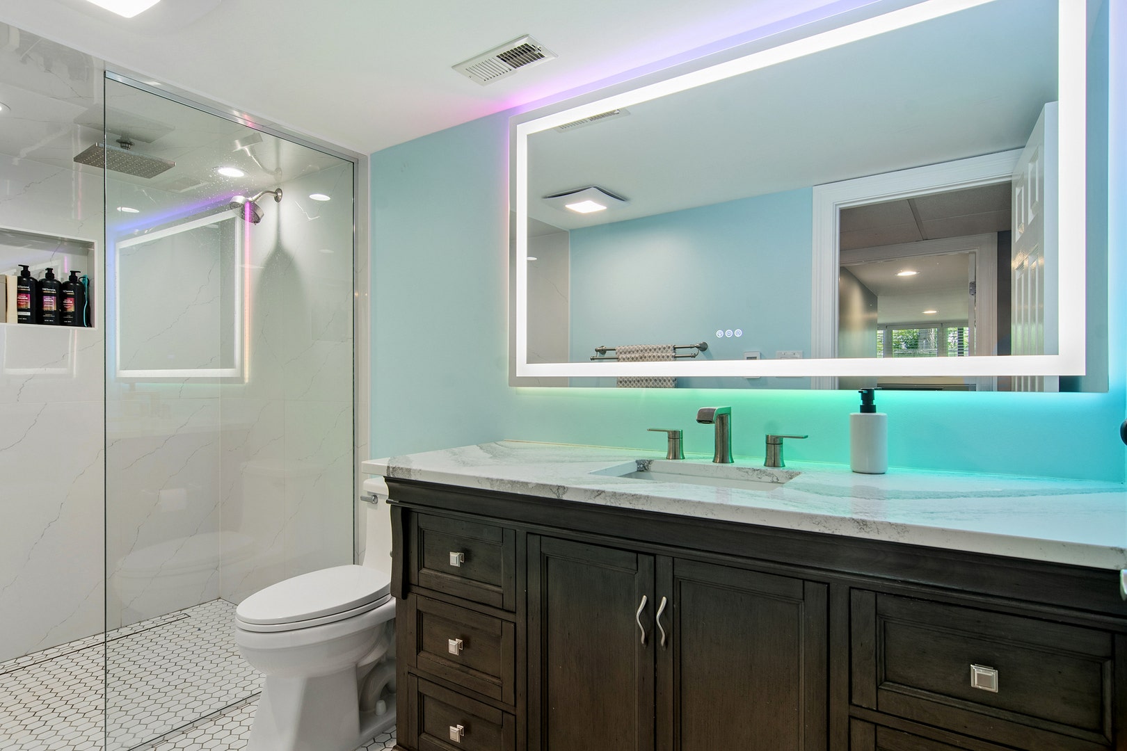 21680 Cambridge Drive, Kildeer, IL 60047 21680 Cambridge Drive, Kildeer, IL 60047