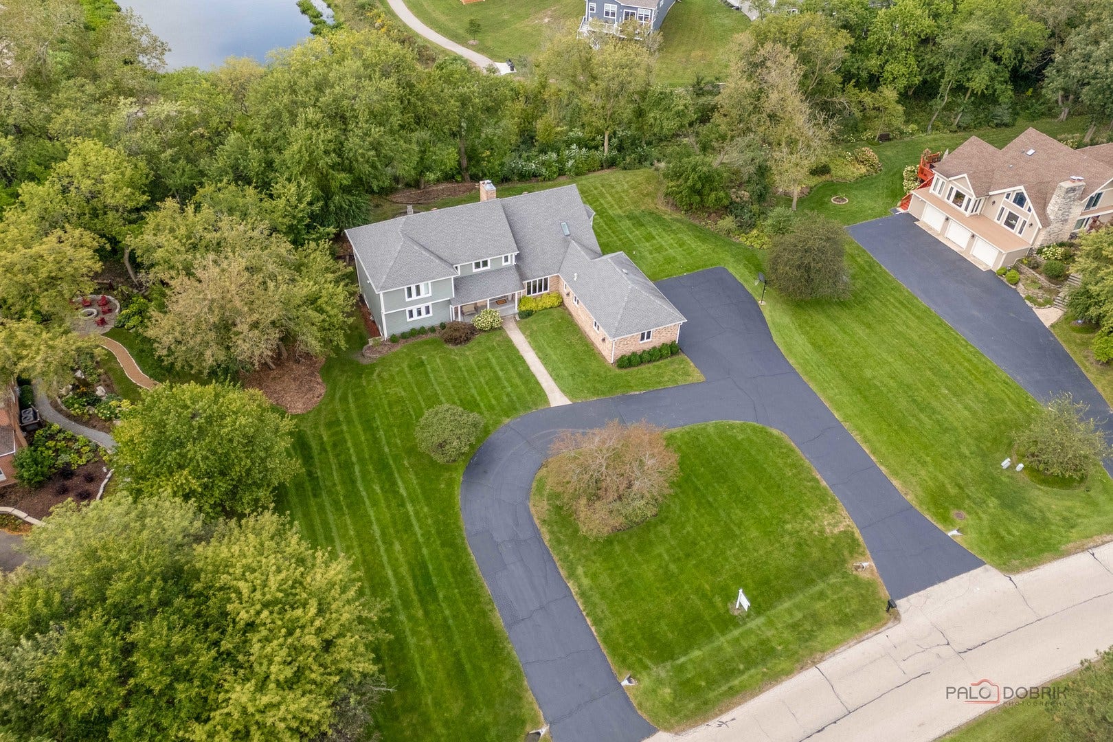 21680 Cambridge Drive, Kildeer, IL 60047 21680 Cambridge Drive, Kildeer, IL 60047