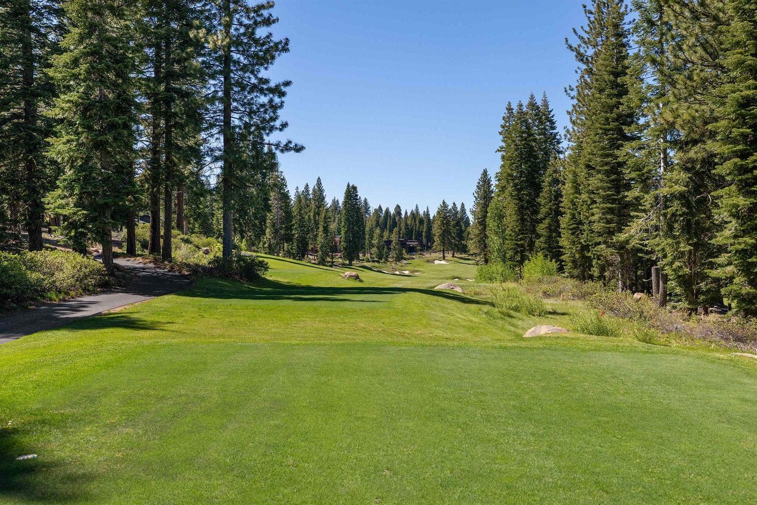 9295 Brae Road, Truckee, CA 96161 9295 Brae Road, Truckee, CA 96161