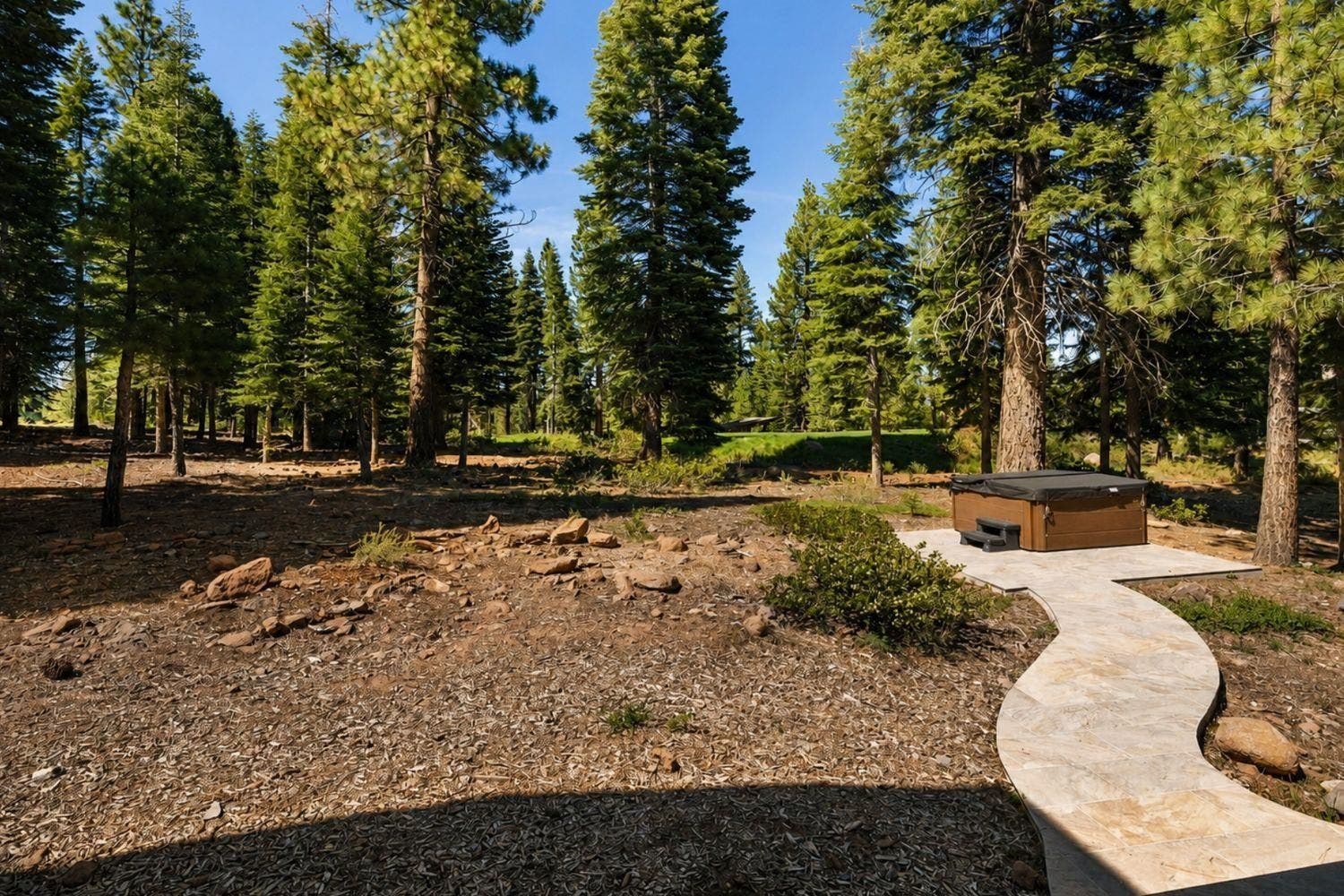 9295 Brae Road, Truckee, CA 96161 9295 Brae Road, Truckee, CA 96161