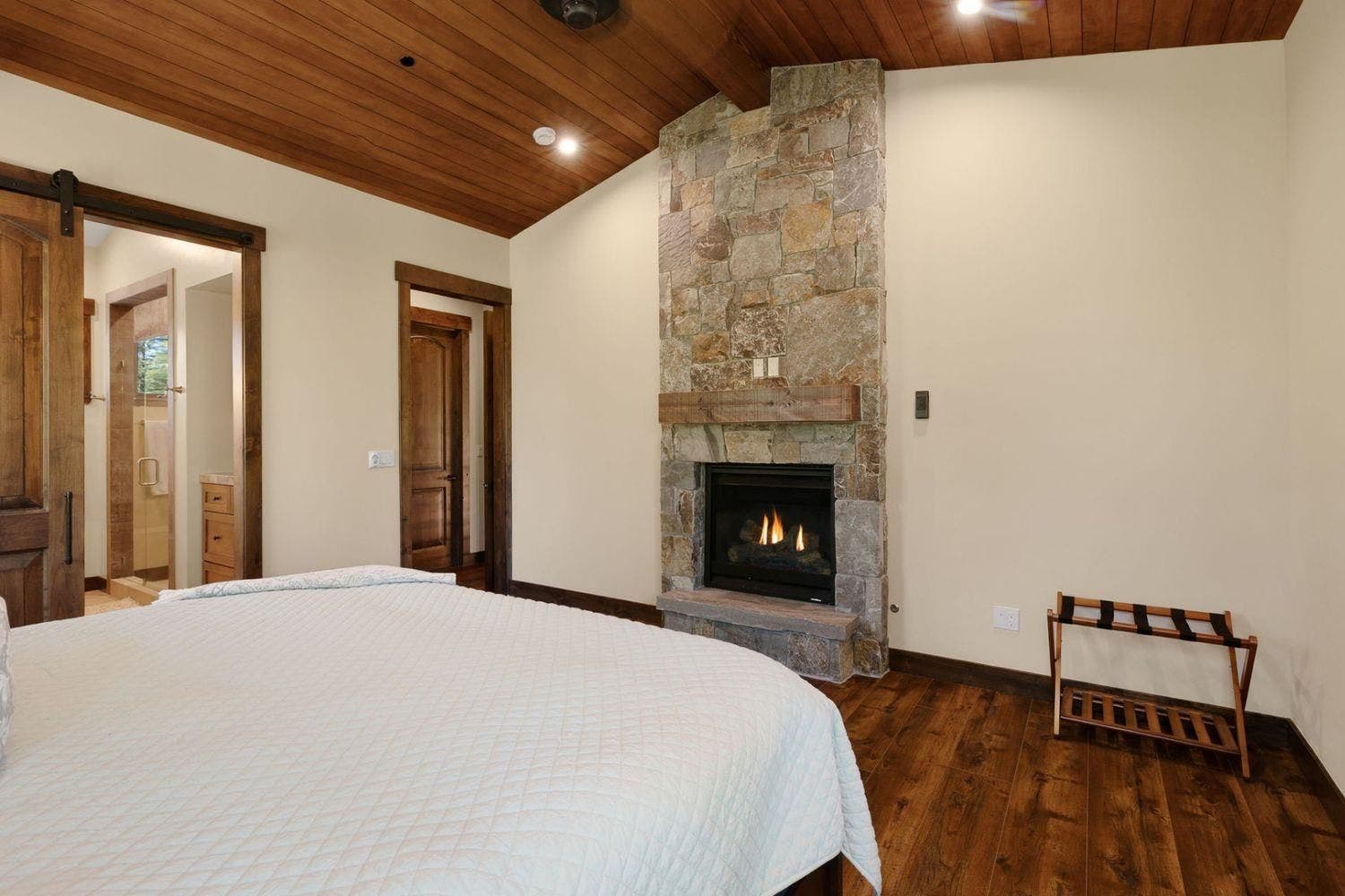 9295 Brae Road, Truckee, CA 96161 9295 Brae Road, Truckee, CA 96161