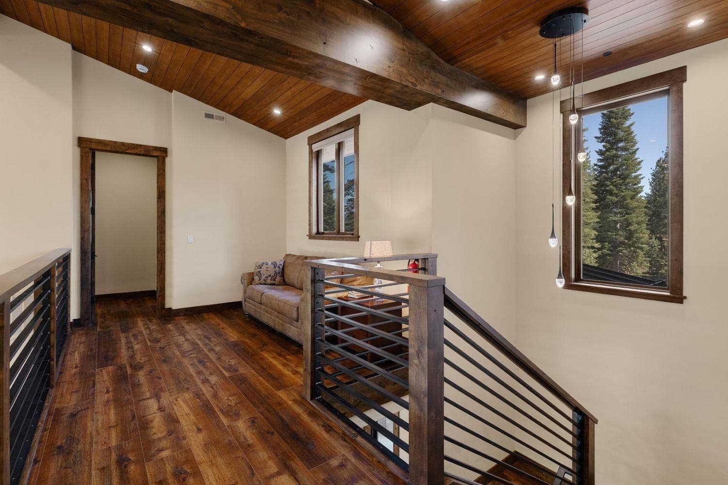 9295 Brae Road, Truckee, CA 96161 9295 Brae Road, Truckee, CA 96161