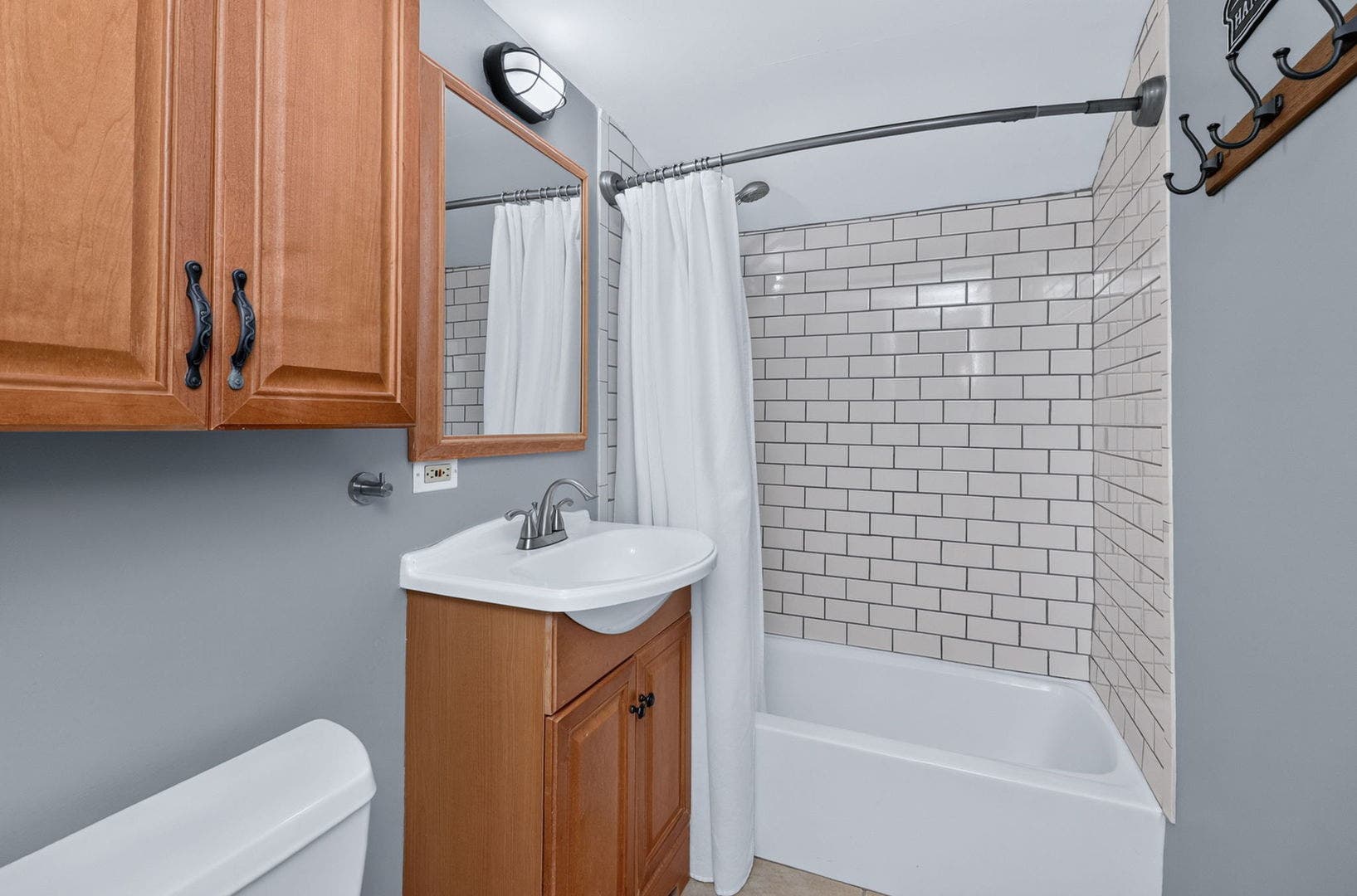 4608 Pershing Avenue, Downers Grove, IL 60515