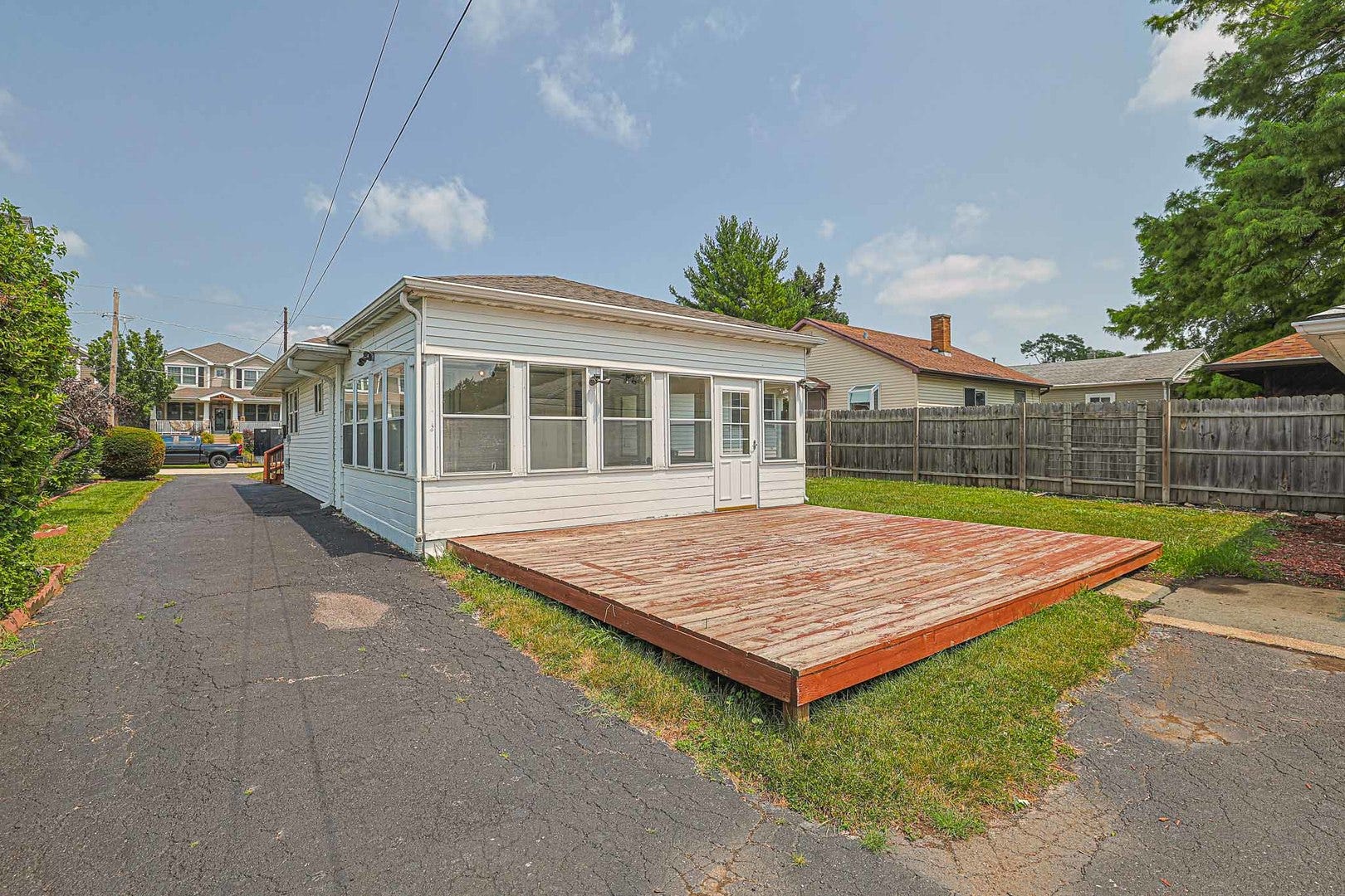 302 Freehauf Street, Lemont, IL 60439 302 Freehauf Street, Lemont, IL 60439