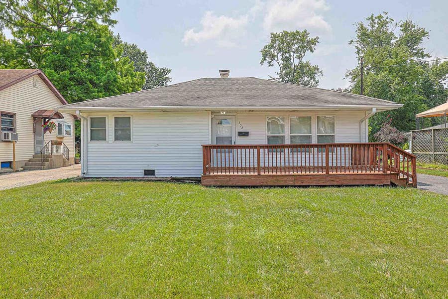 Property photo for 302 Freehauf Street, Lemont, IL