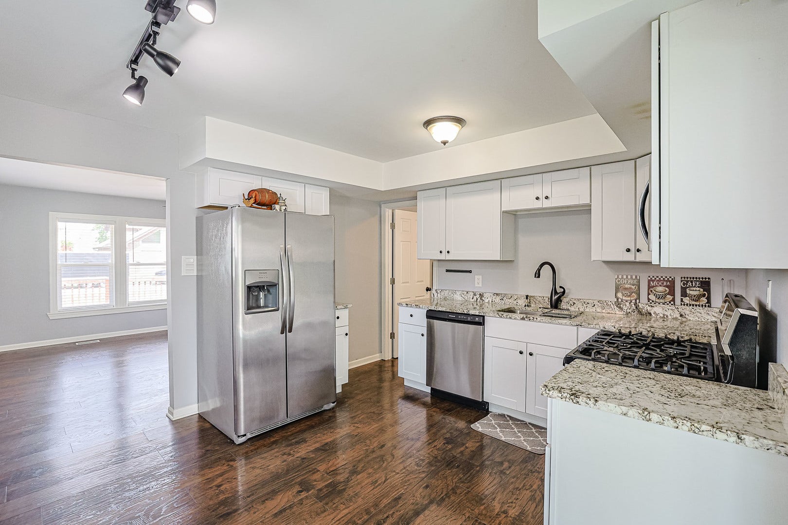 302 Freehauf Street, Lemont, IL 60439 302 Freehauf Street, Lemont, IL 60439