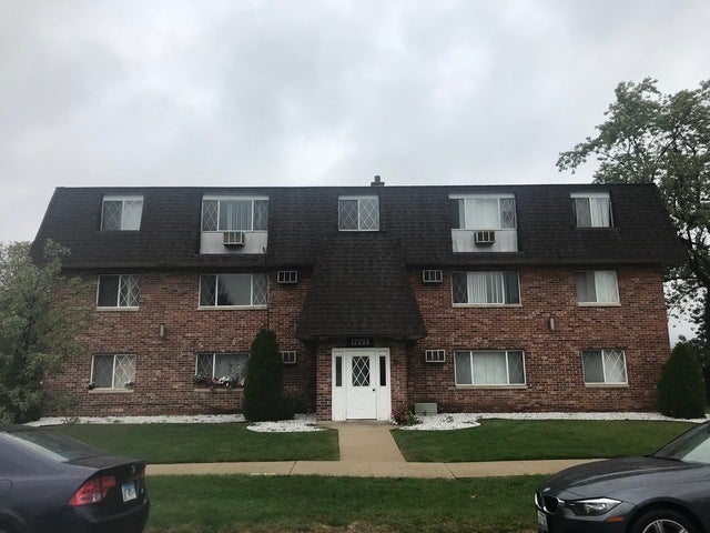17236 71st Court, #10, Tinley Park, IL 60477