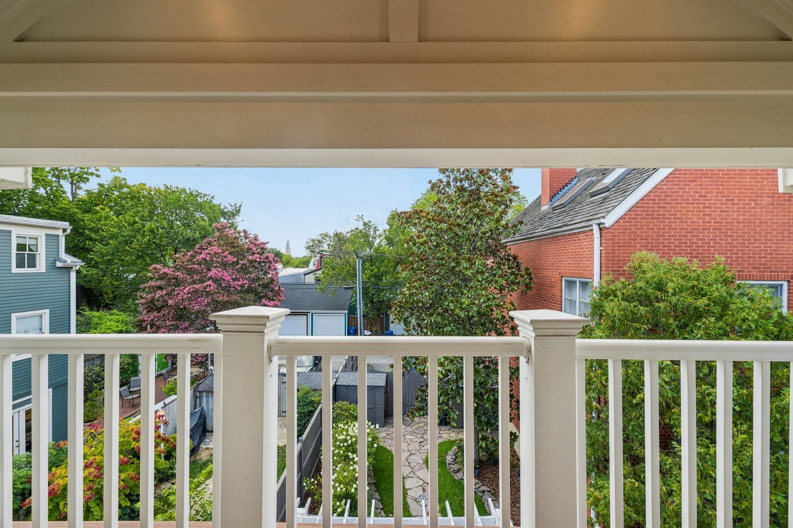 426 N Alfred Street, Alexandria, VA 22314 Two Private Balconies