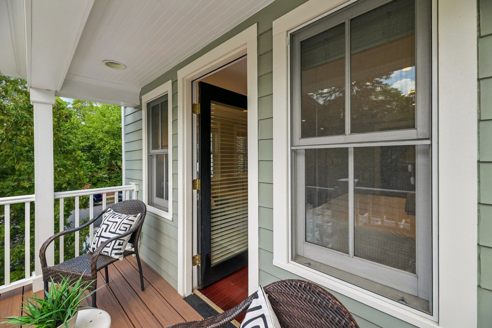 426 N Alfred Street, Alexandria, VA 22314 Private Balcony