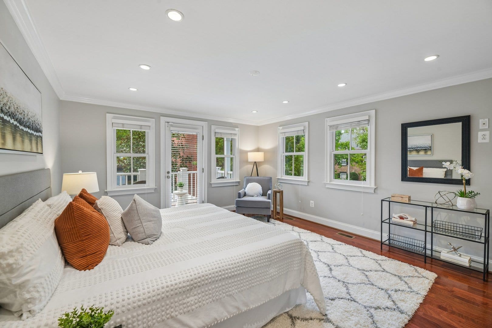 426 N Alfred Street, Alexandria, VA 22314 Owner's Suite