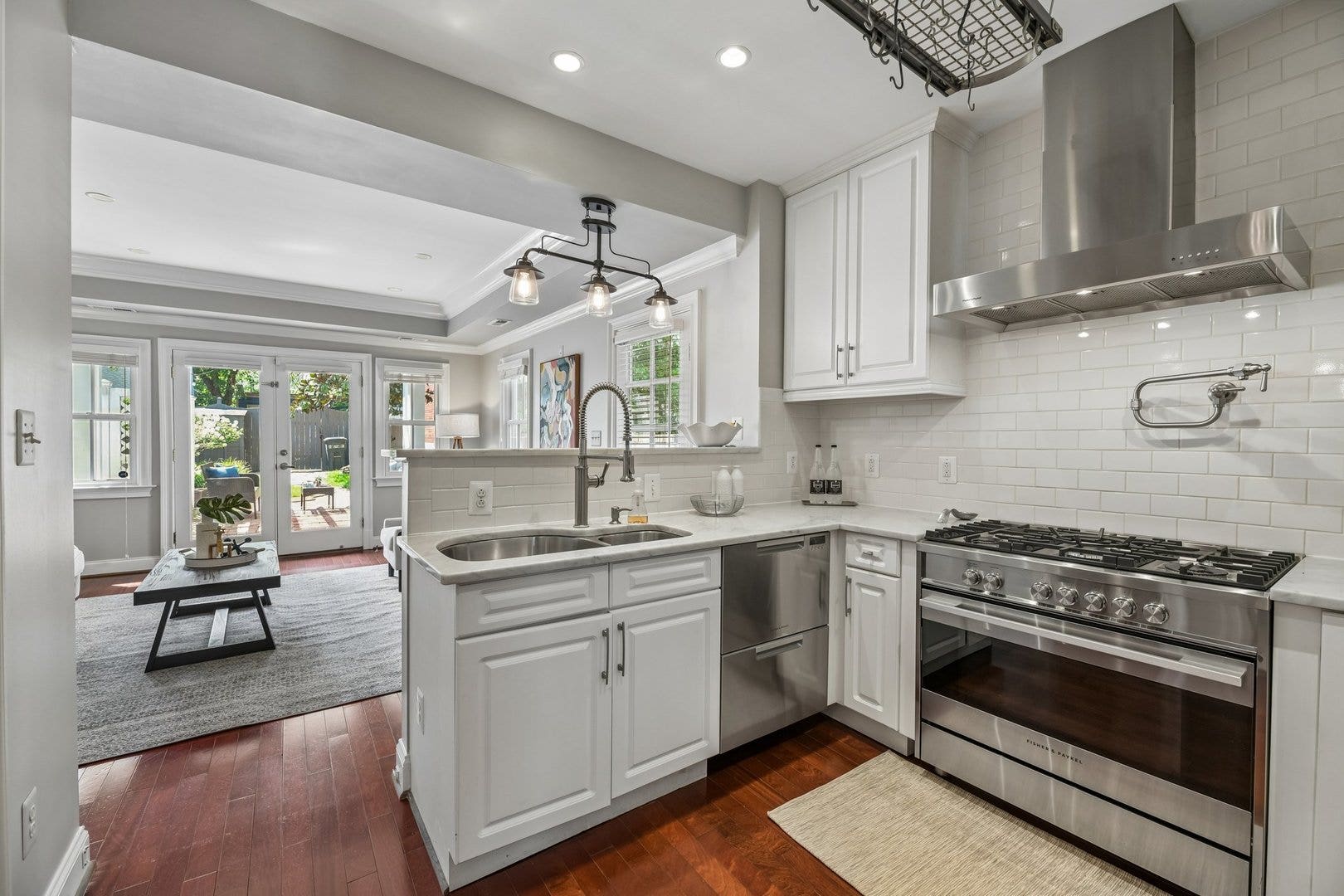 426 N Alfred Street, Alexandria, VA 22314 426 N Alfred Street, Alexandria, VA 22314