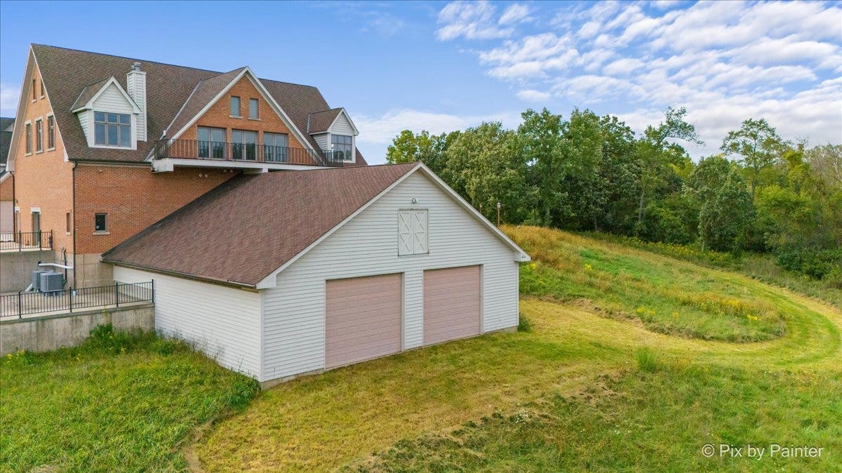5N719 Castle Drive, St. Charles, IL 60175 5N719 Castle Drive, St. Charles, IL 60175