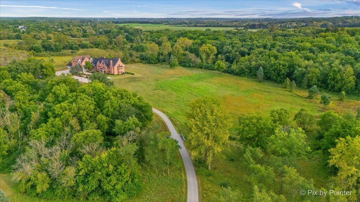 5N719 Castle Drive, St. Charles, IL 60175 5N719 Castle Drive, St. Charles, IL 60175