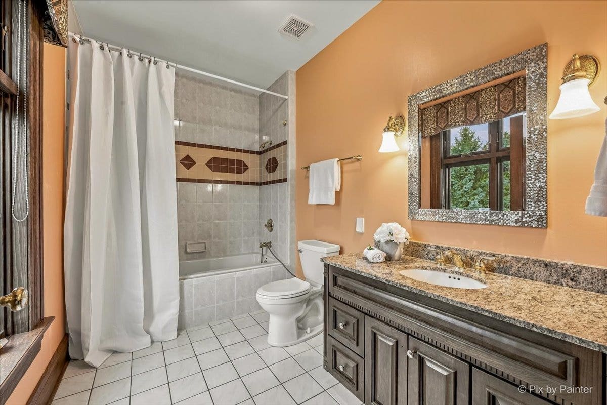 5N719 Castle Drive, St. Charles, IL 60175 5N719 Castle Drive, St. Charles, IL 60175