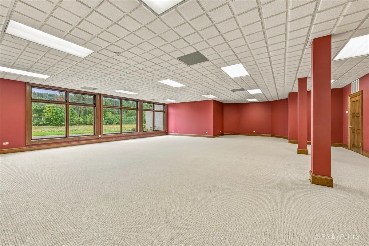 5N719 Castle Drive, St. Charles, IL 60175 5N719 Castle Drive, St. Charles, IL 60175