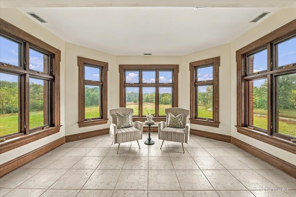 5N719 Castle Drive, St. Charles, IL 60175 5N719 Castle Drive, St. Charles, IL 60175