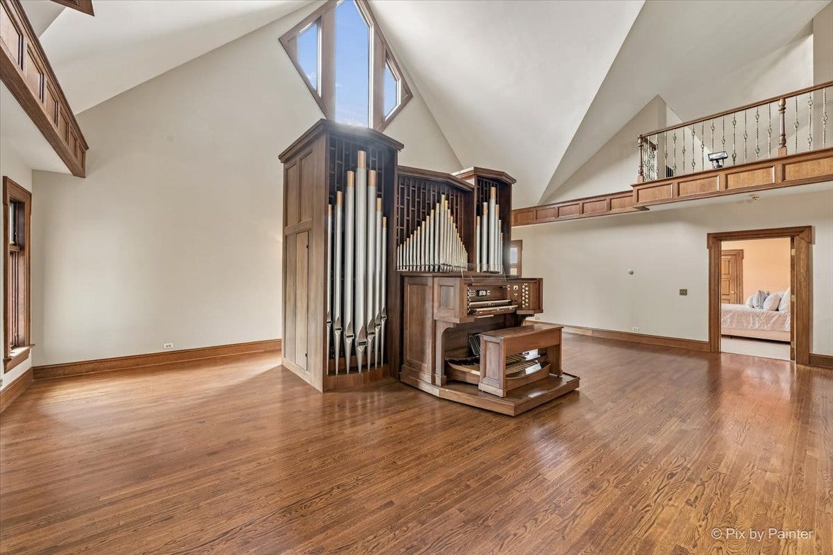 5N719 Castle Drive, St. Charles, IL 60175 5N719 Castle Drive, St. Charles, IL 60175