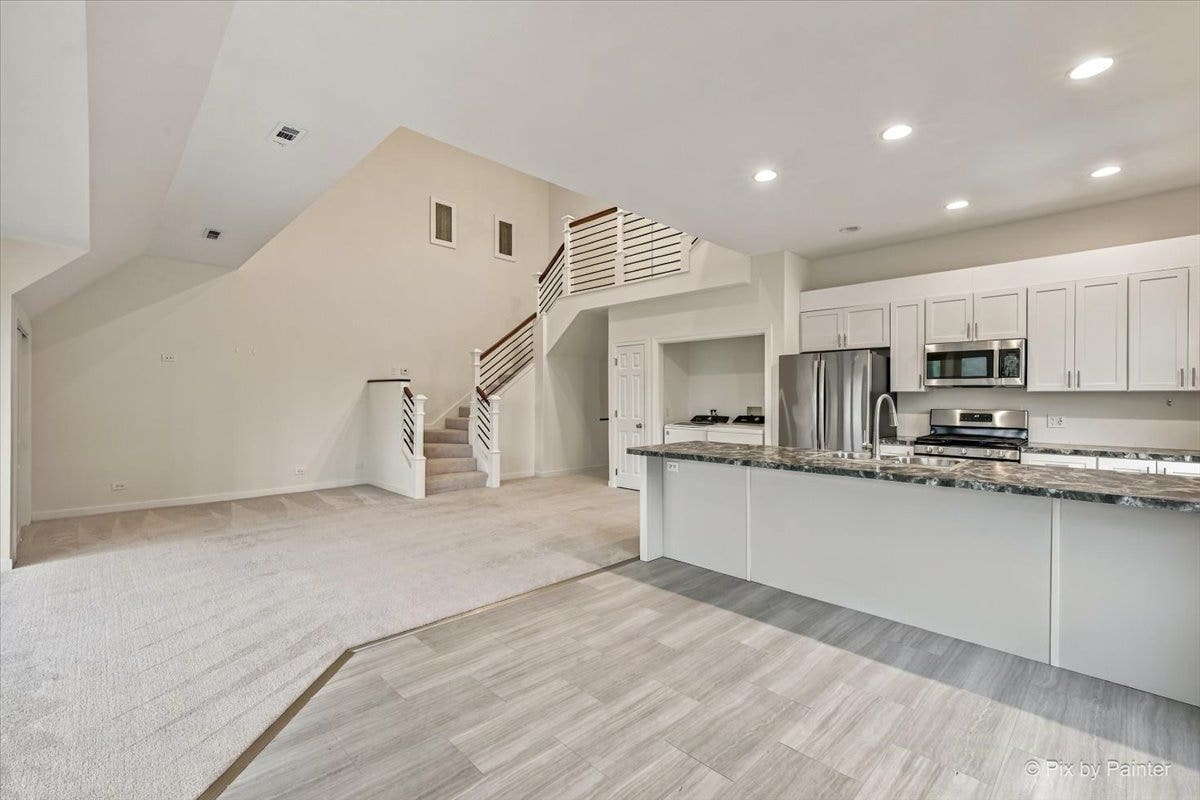 5N719 Castle Drive, St. Charles, IL 60175 5N719 Castle Drive, St. Charles, IL 60175