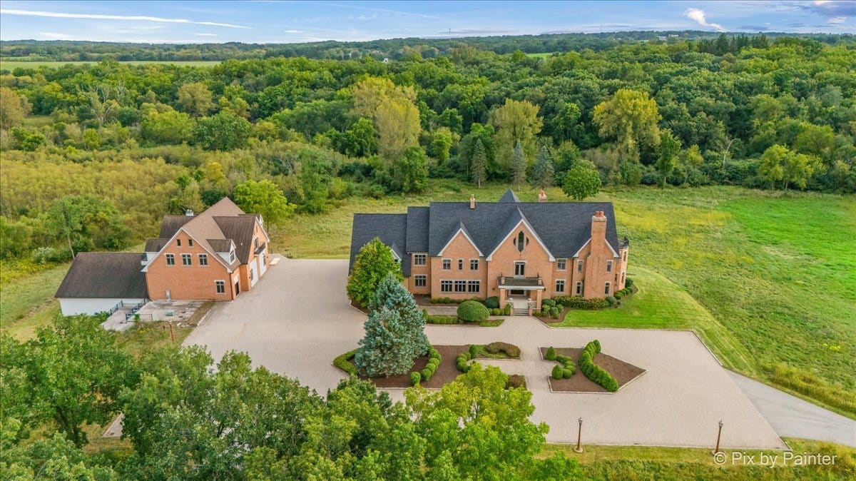 5N719 Castle Drive, St. Charles, IL 60175 5N719 Castle Drive, St. Charles, IL 60175