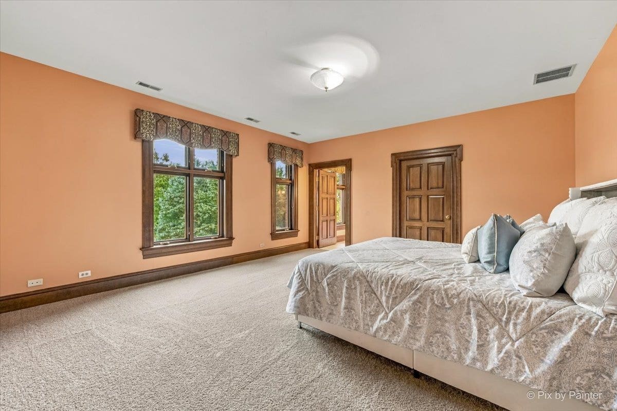 5N719 Castle Drive, St. Charles, IL 60175 5N719 Castle Drive, St. Charles, IL 60175