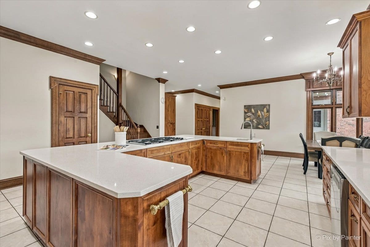 5N719 Castle Drive, St. Charles, IL 60175 5N719 Castle Drive, St. Charles, IL 60175