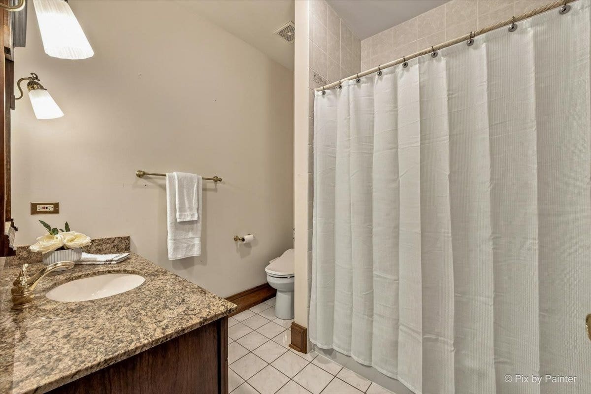 5N719 Castle Drive, St. Charles, IL 60175 5N719 Castle Drive, St. Charles, IL 60175