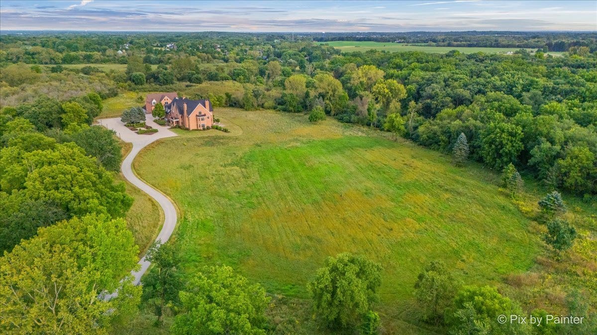 5N719 Castle Drive, St. Charles, IL 60175 5N719 Castle Drive, St. Charles, IL 60175