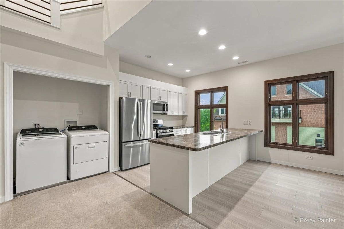 5N719 Castle Drive, St. Charles, IL 60175 5N719 Castle Drive, St. Charles, IL 60175