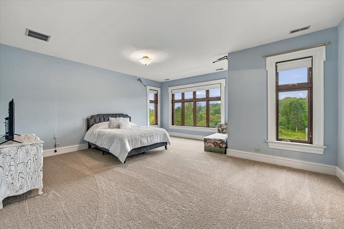 5N719 Castle Drive, St. Charles, IL 60175 5N719 Castle Drive, St. Charles, IL 60175