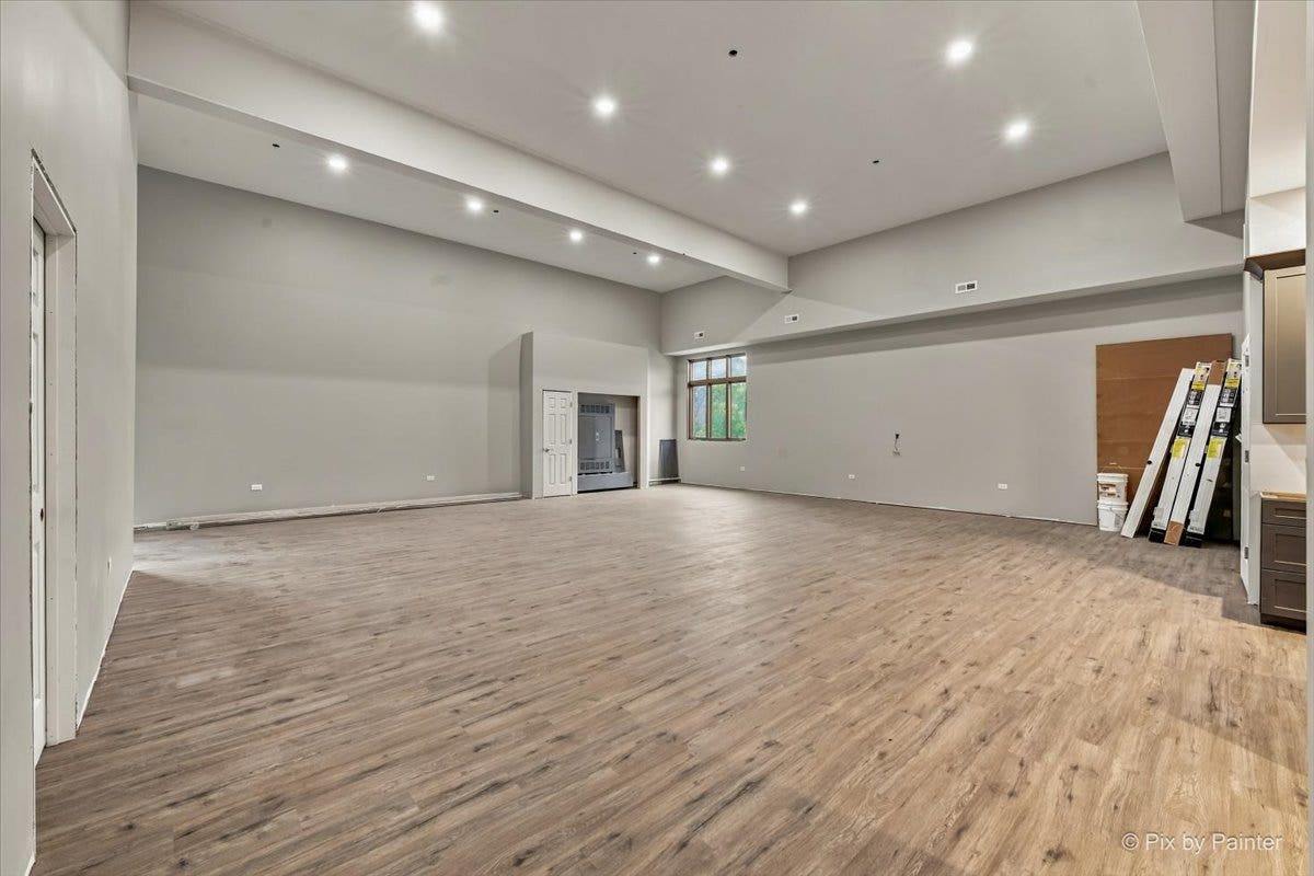 5N719 Castle Drive, St. Charles, IL 60175 5N719 Castle Drive, St. Charles, IL 60175