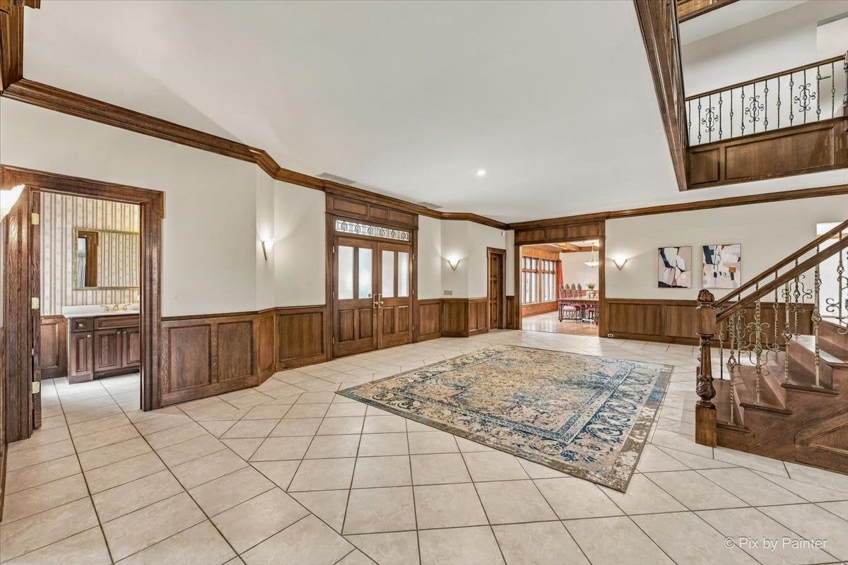 5N719 Castle Drive, St. Charles, IL 60175 5N719 Castle Drive, St. Charles, IL 60175