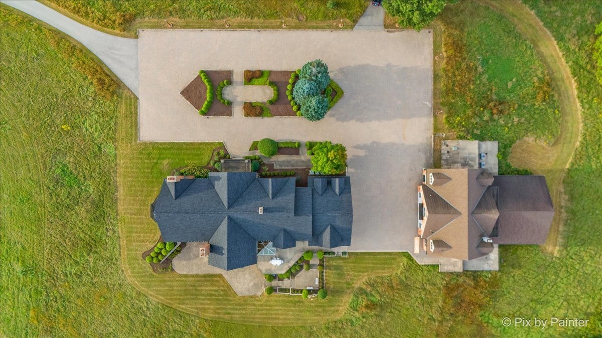 5N719 Castle Drive, St. Charles, IL 60175 5N719 Castle Drive, St. Charles, IL 60175