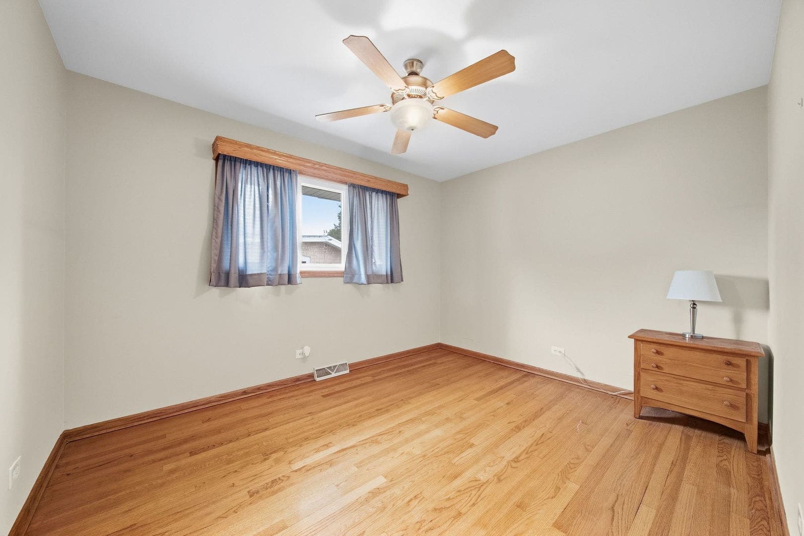 17736 S Ridgeland Avenue, Tinley Park, IL 60477 17736 S Ridgeland Avenue, Tinley Park, IL 60477